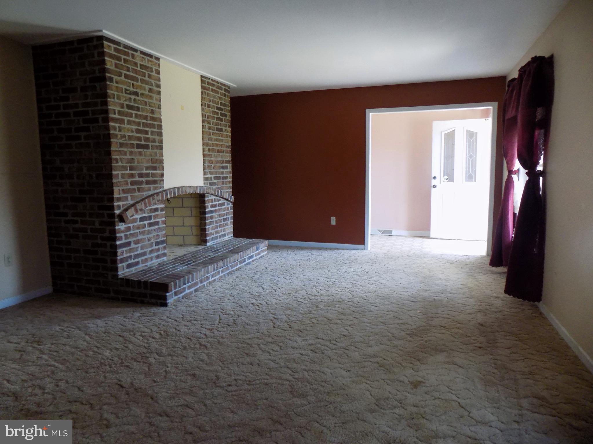 67 Fishpaw Road Berryville, VA 22611 - Photo 12 of 30 Living Room