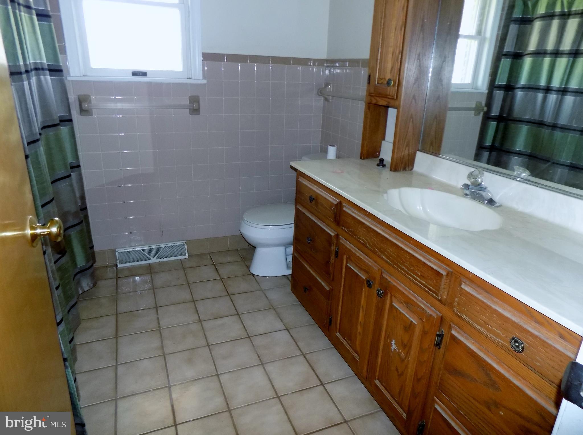 67 Fishpaw Road Berryville, VA 22611 - Photo 28 of 30 Bath
