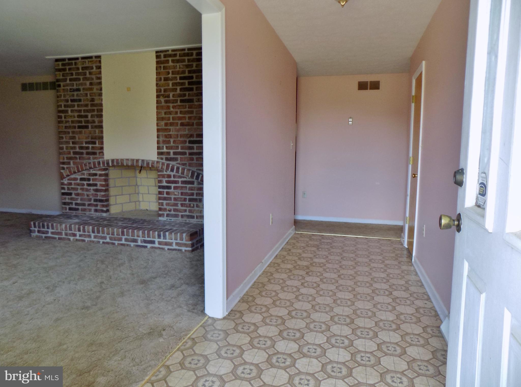 67 Fishpaw Road Berryville, VA 22611 - Photo 9 of 30 Entry Foyer