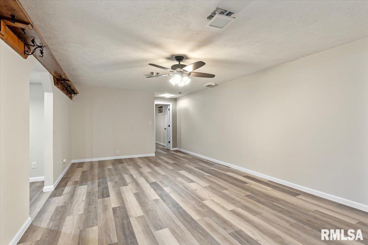 2409 Basil Drive Springfield, IL 62707 - Photo 22 of 31 Gallery Image 22