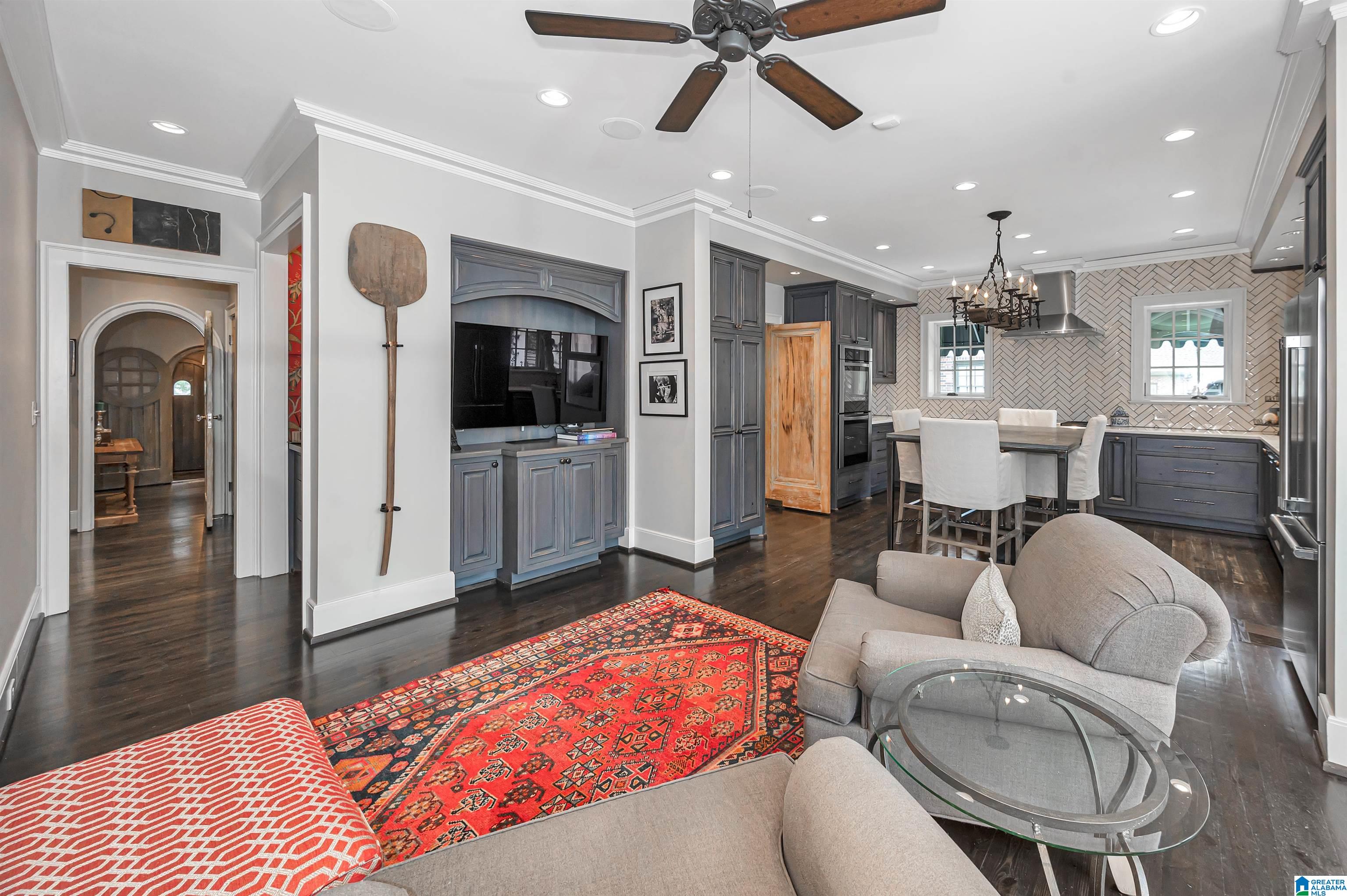 308 La Playa Place Birmingham, AL 35209 - Photo 12 of 32