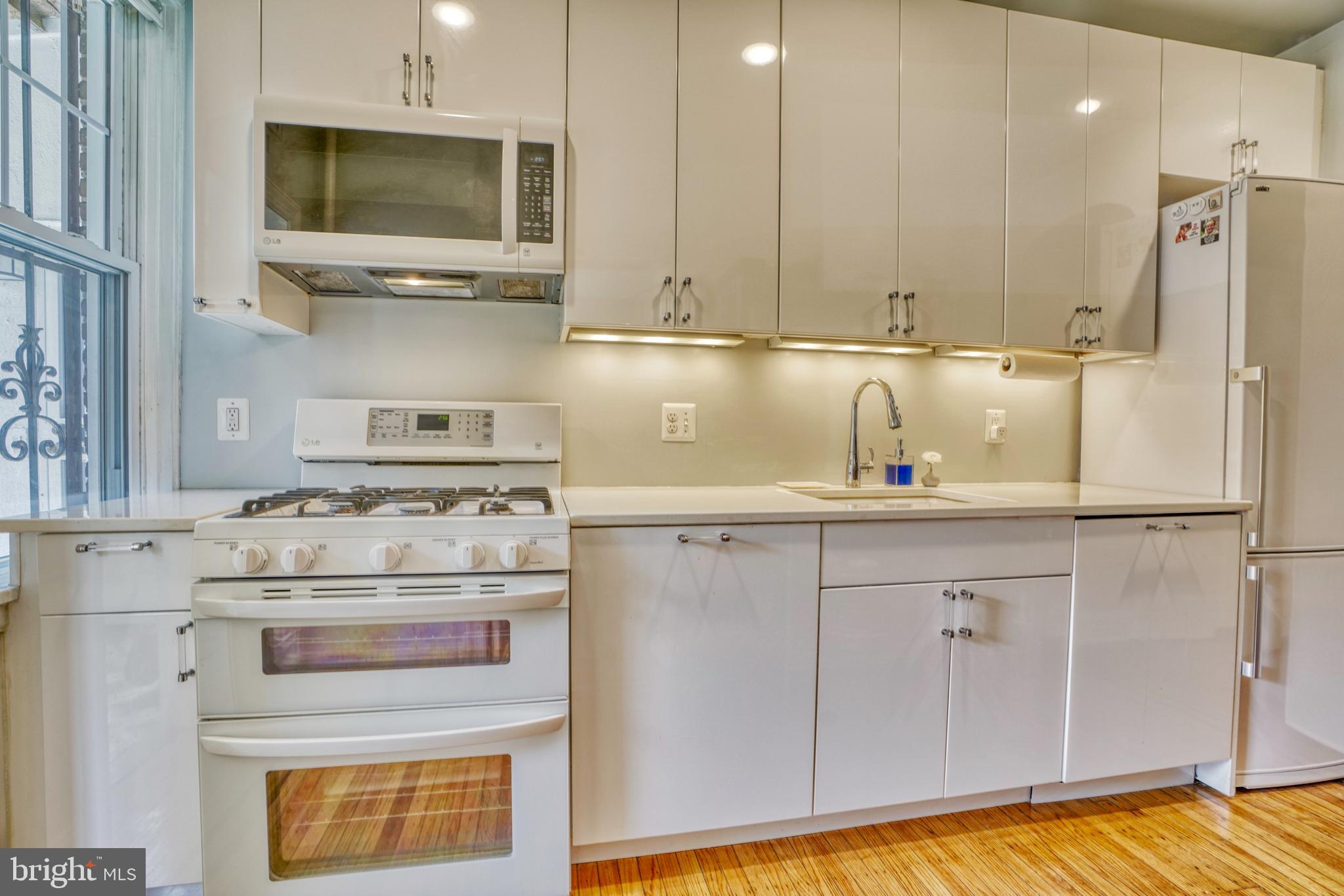 3606 Ednor Road Baltimore, MD 21218 - Photo 22 of 64