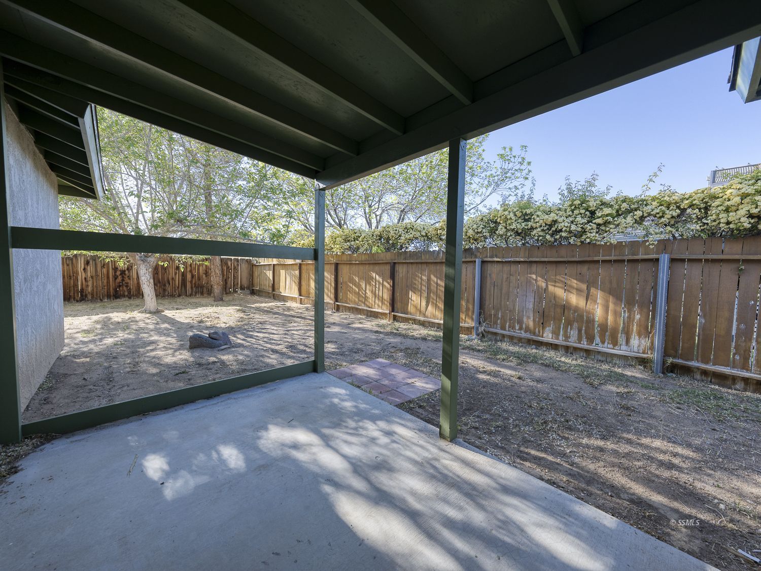 413 South Lincoln Street Ridgecrest, CA 93555 - Photo 24 of 34 a view of a lake view