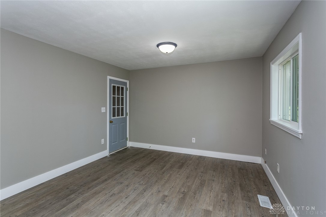 1321 Lee Road Troy, OH 45373 - Photo 7 of 27 Gallery Image 7