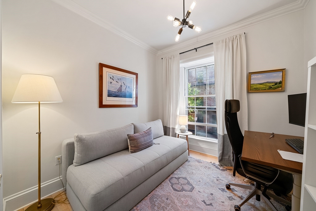 20 Hancock Street, Unit 2 Boston, MA 02114 - Photo 12 of 17