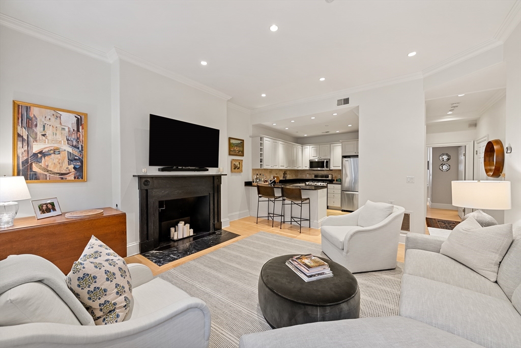 20 Hancock Street, Unit 2 Boston, MA 02114 - Photo 3 of 17