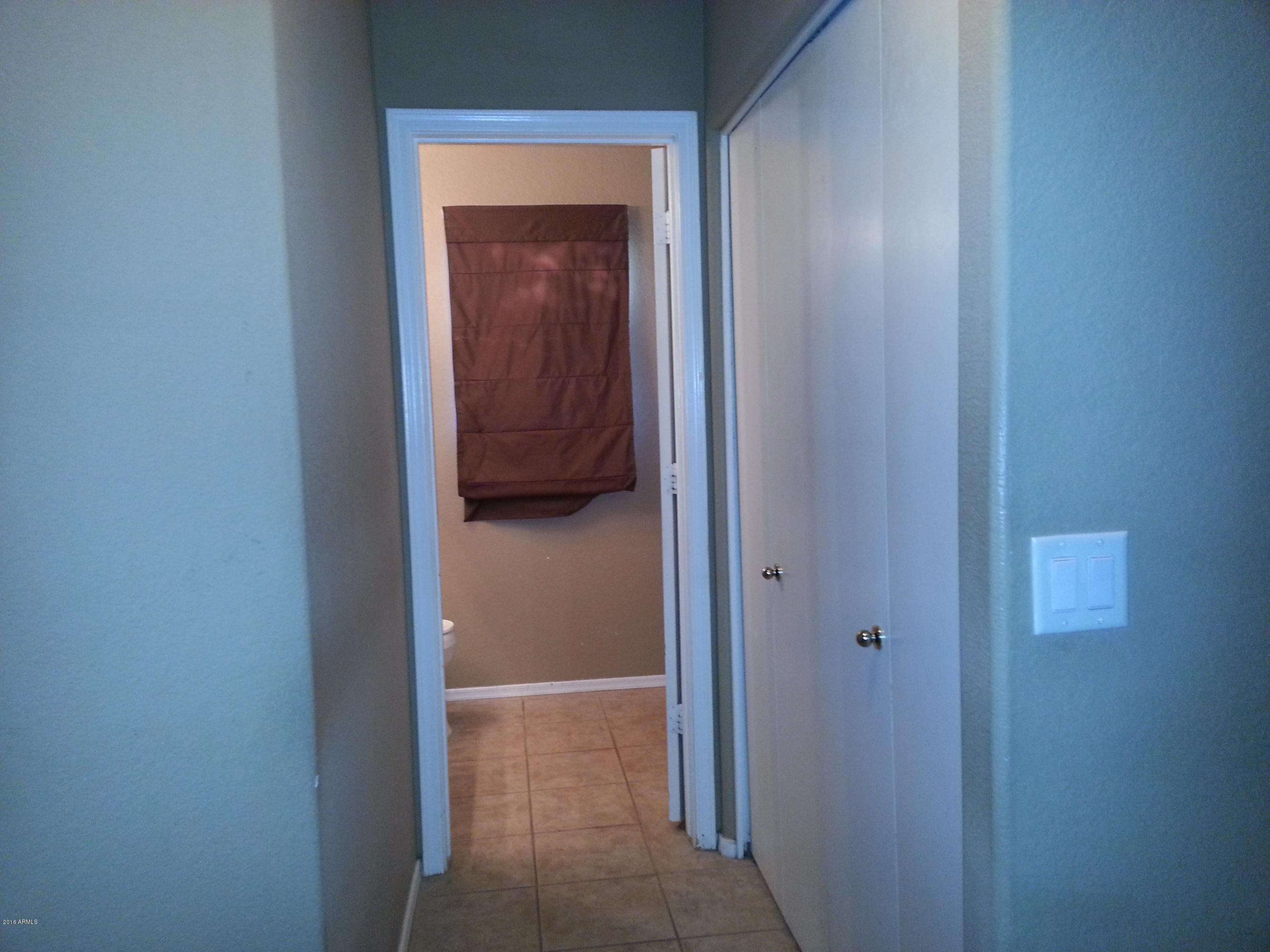13375 West Redfield Road Surprise, AZ 85379 - Photo 20 of 30 HALL