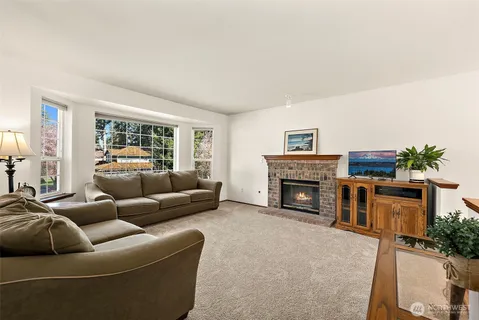 $545,000 | 17225 90th Avenue East, Puyallup, WA 98375