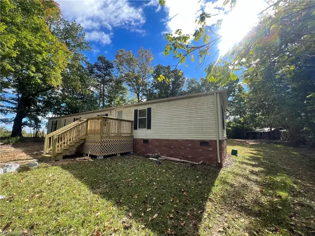 $1,450 | 3242 Price Road, Eden, NC 27288