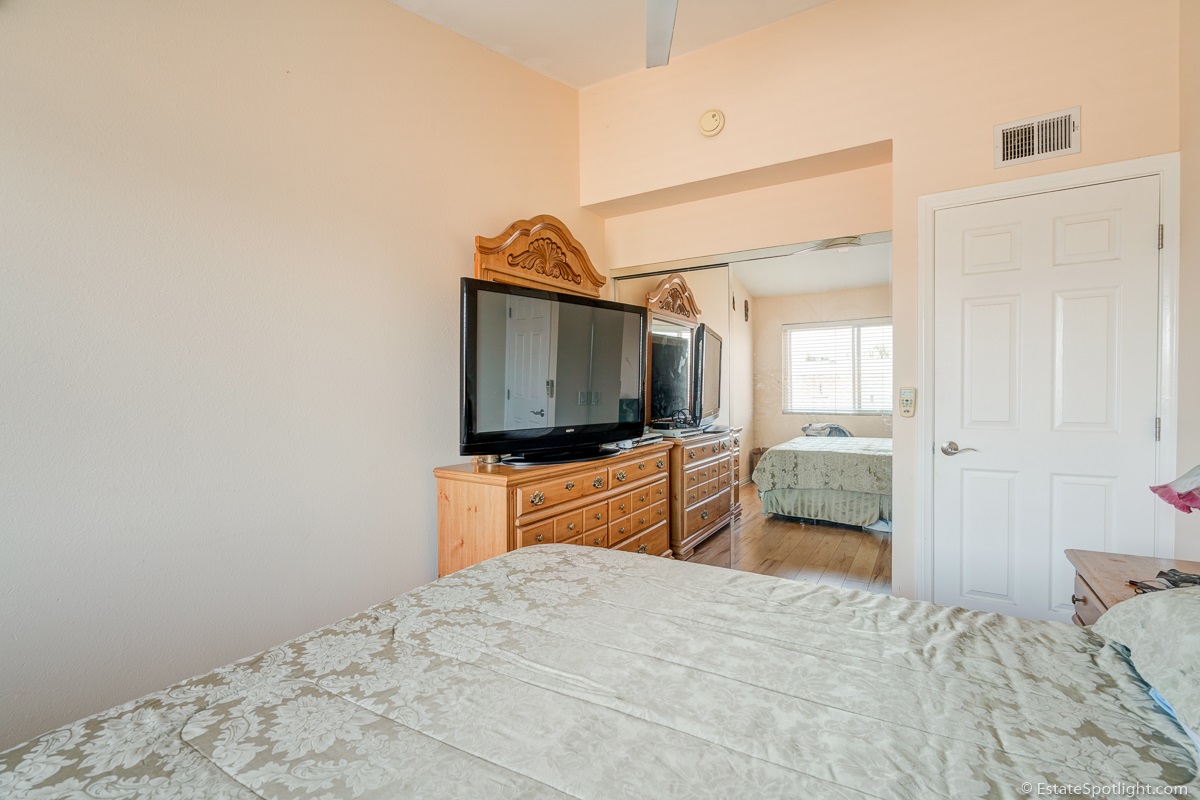 4375 37th Street, Unit 8 San Diego, CA 92105 - Photo 11 of 18