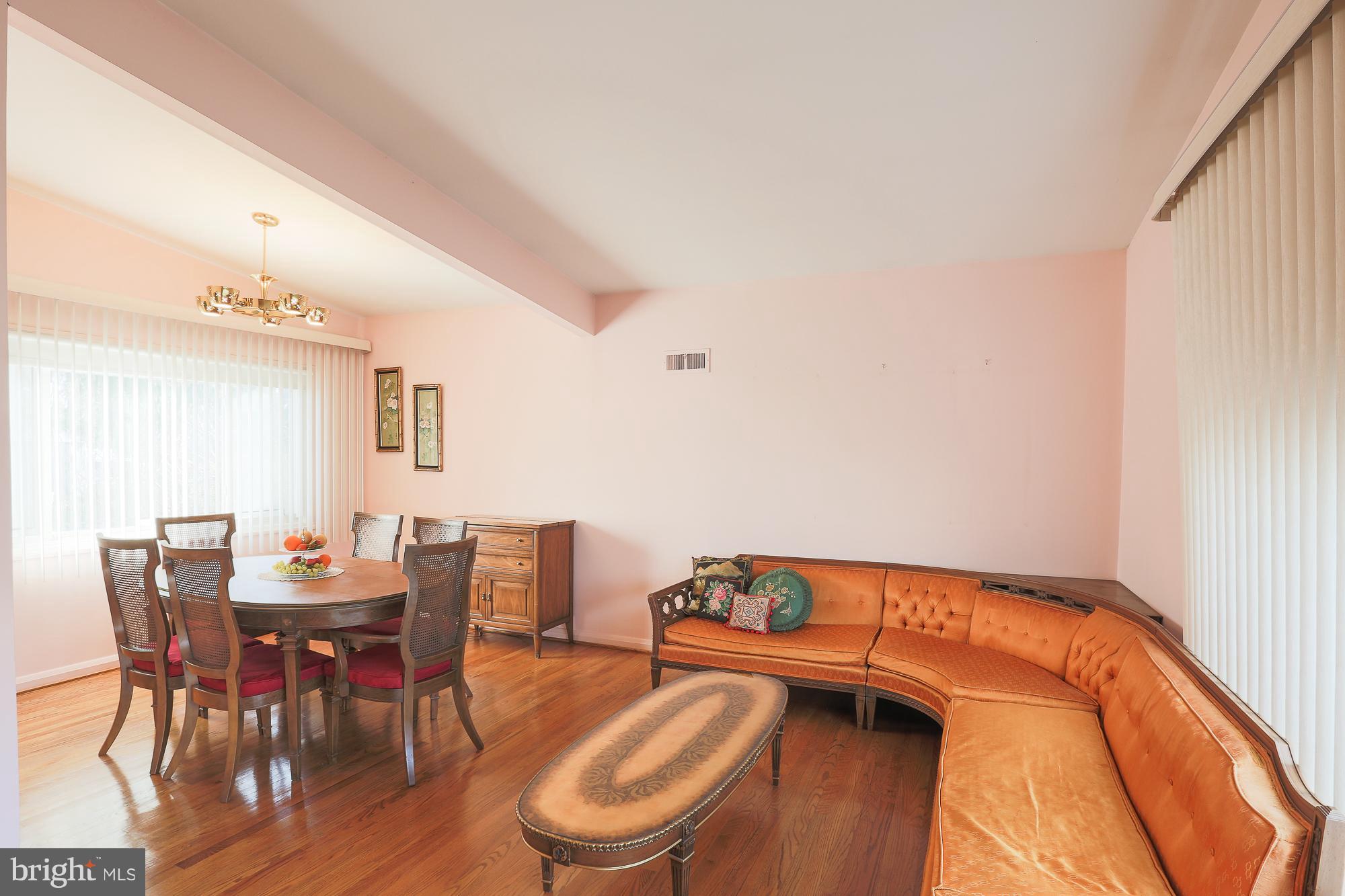 3303 Bonnie Road Baltimore, MD 21208 - Photo 4 of 17 Interior (General)