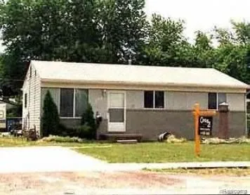 $1,350 | 12832 Toepfer Road, Warren, MI 48089
