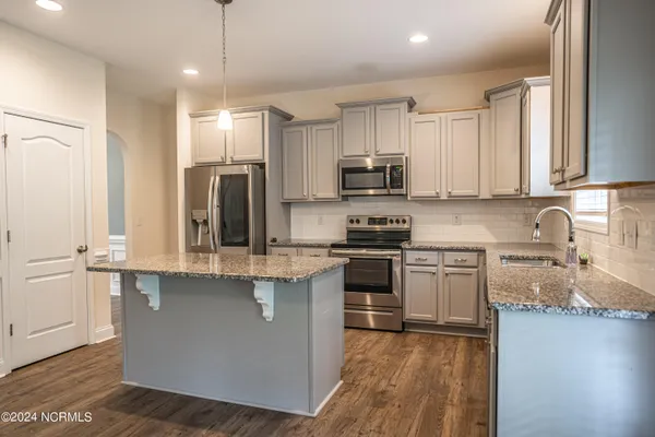 $2,600 | 331 Glade Drive, Aberdeen, NC 28315