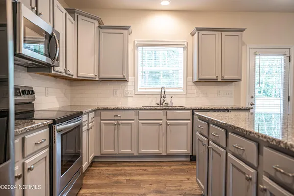 $2,600 | 331 Glade Drive, Aberdeen, NC 28315