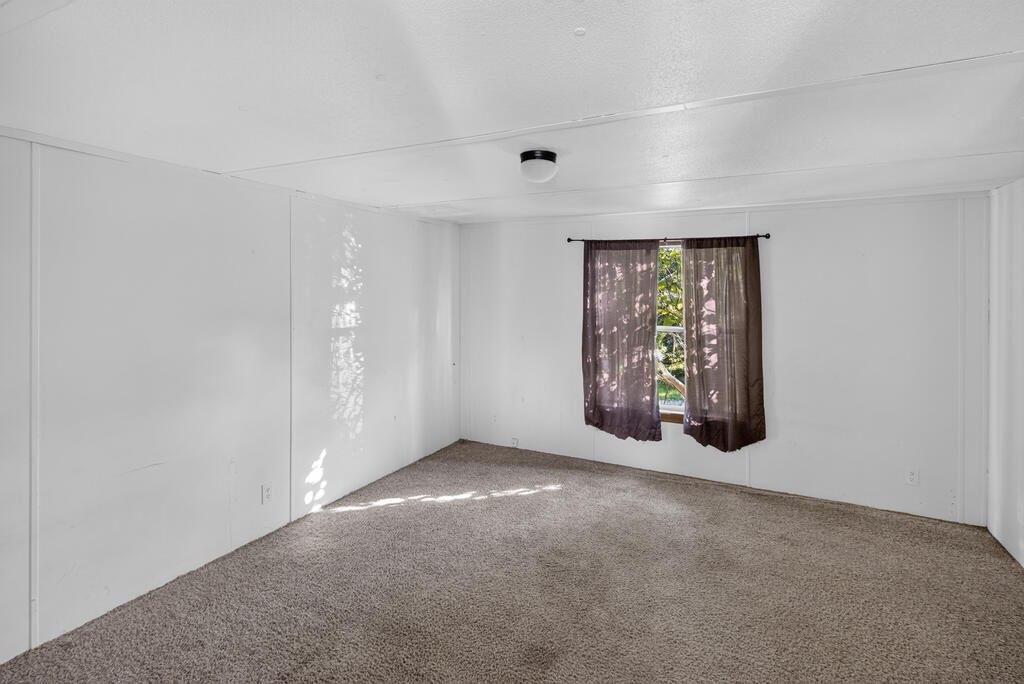357 East 2nd Street Blue Ridge, GA 30513 - Photo 8 of 11 Gallery Image 8