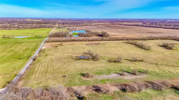 $75,000 | 14 Eagle Ridge, Warrensburg, MO 64093