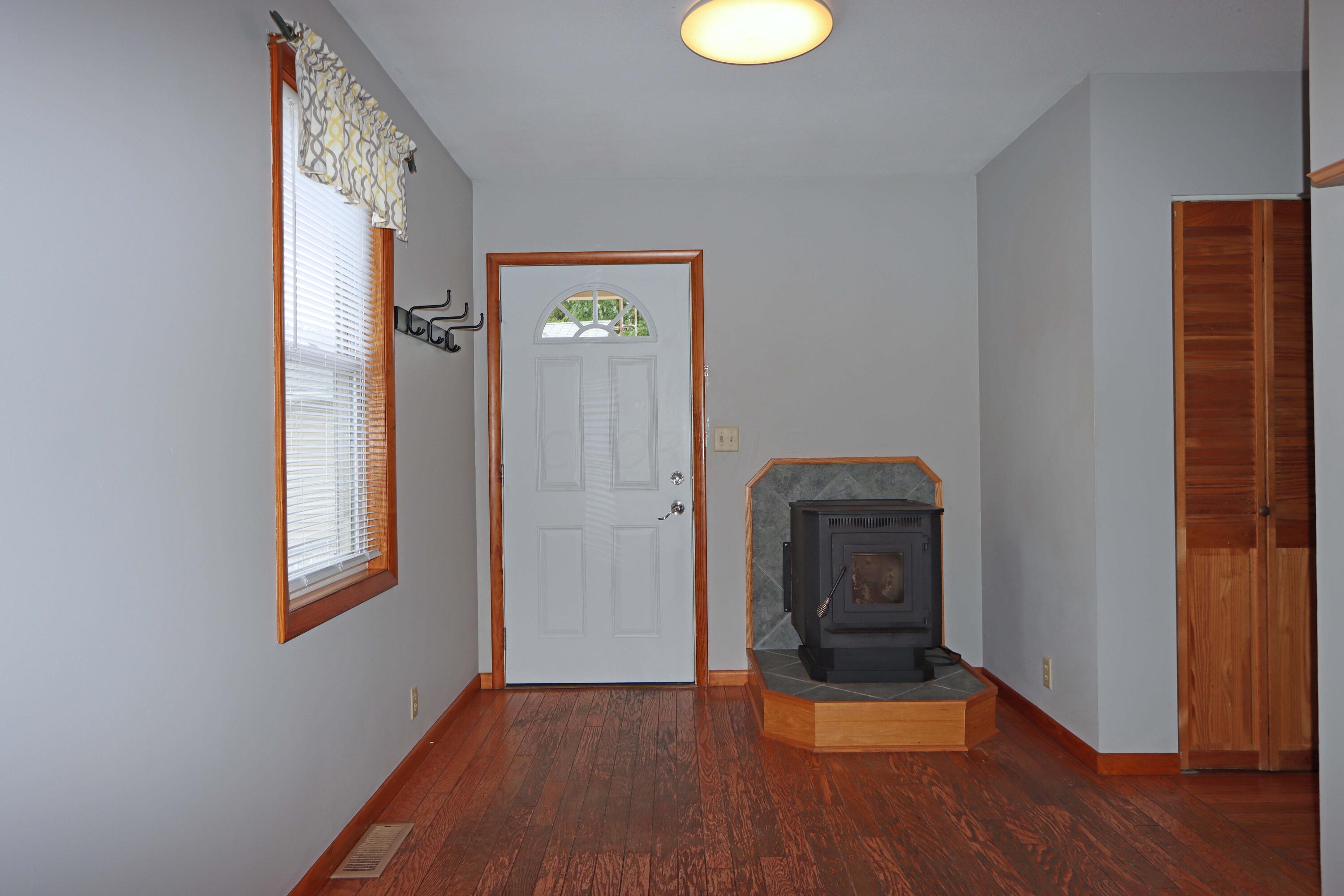 303 Waterloo Street Marion, OH 43302 - Photo 12 of 44 IMG_5067_edited-1