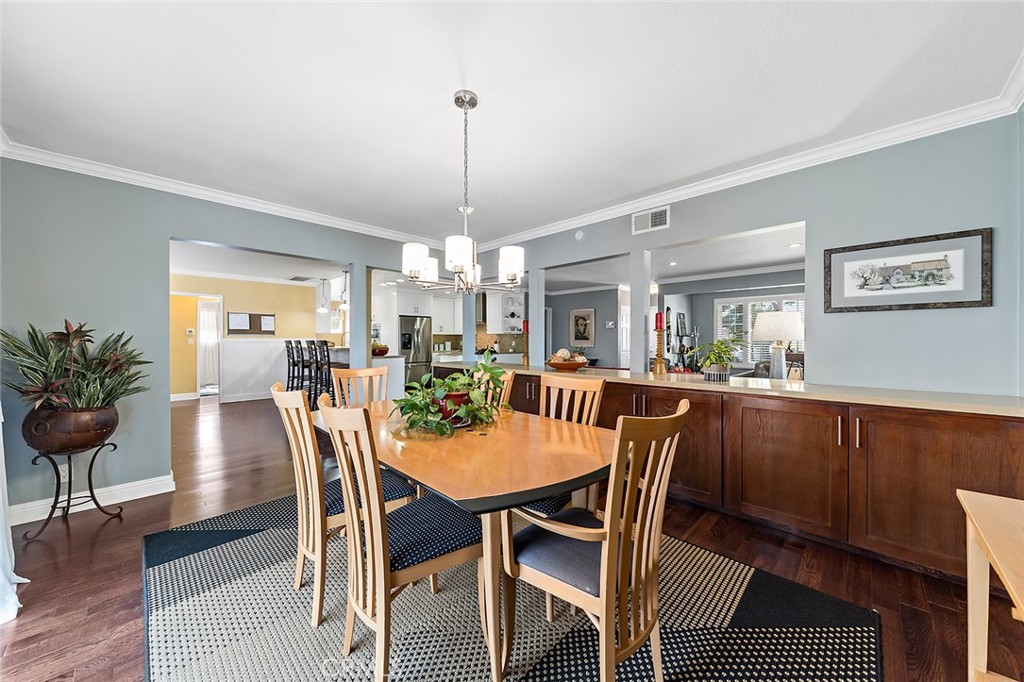 2818 Ostrom Avenue Long Beach, CA 90815 - Photo 21 of 41 a view of a dining room with furniture