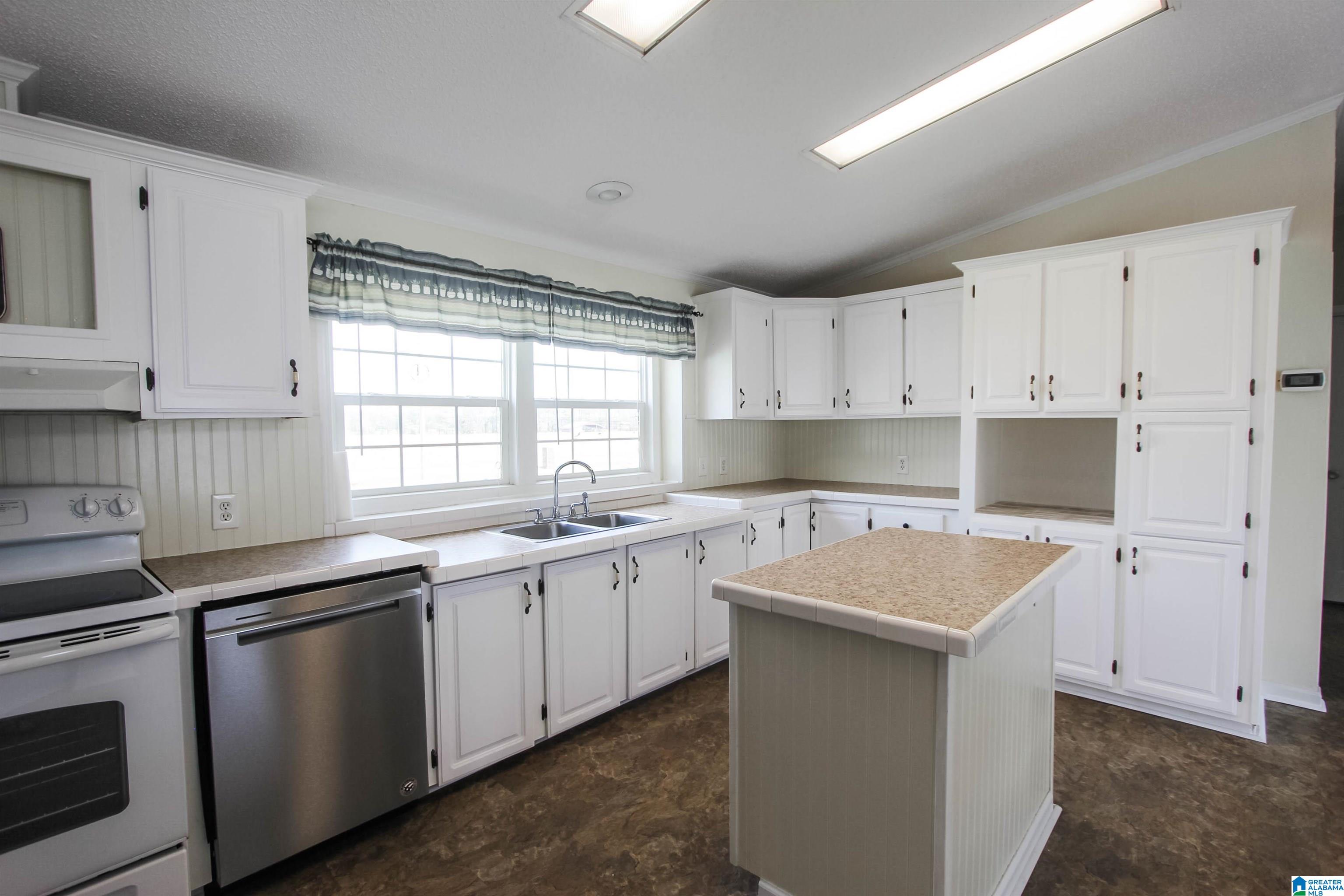 597 Springhill Road Talladega, AL 35160 - Photo 43 of 50