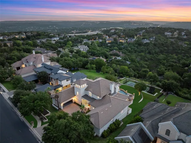 an aerial view of multiple house