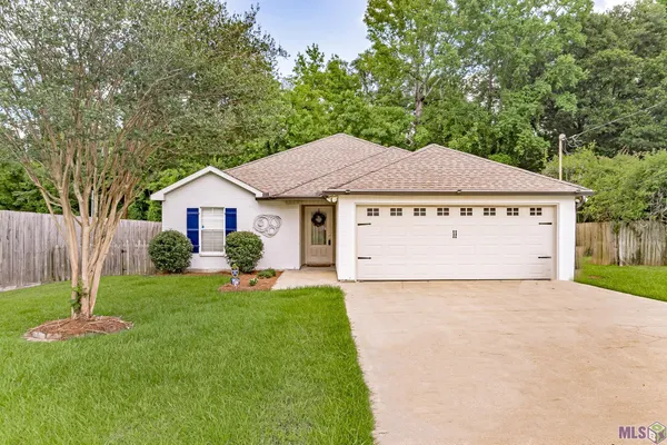 $2,200 | 18634 White Oak Drive, Prairieville, LA 70769
