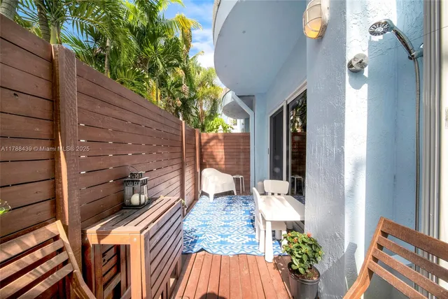 $1,250,000 | 381 Franklin Street, Hollywood, FL 33019