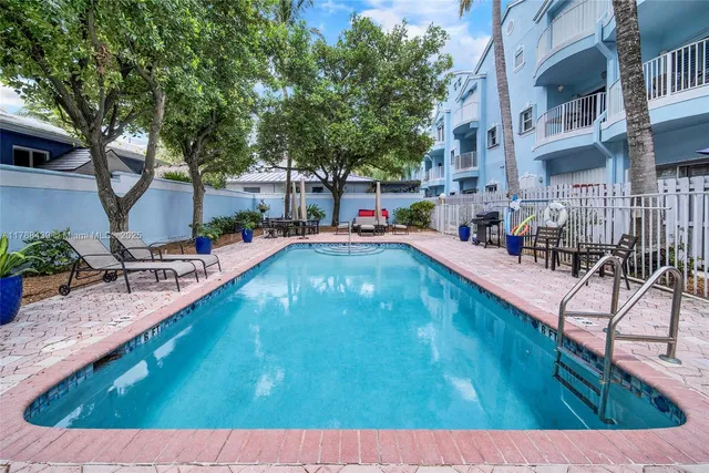 $1,250,000 | 381 Franklin Street, Hollywood, FL 33019