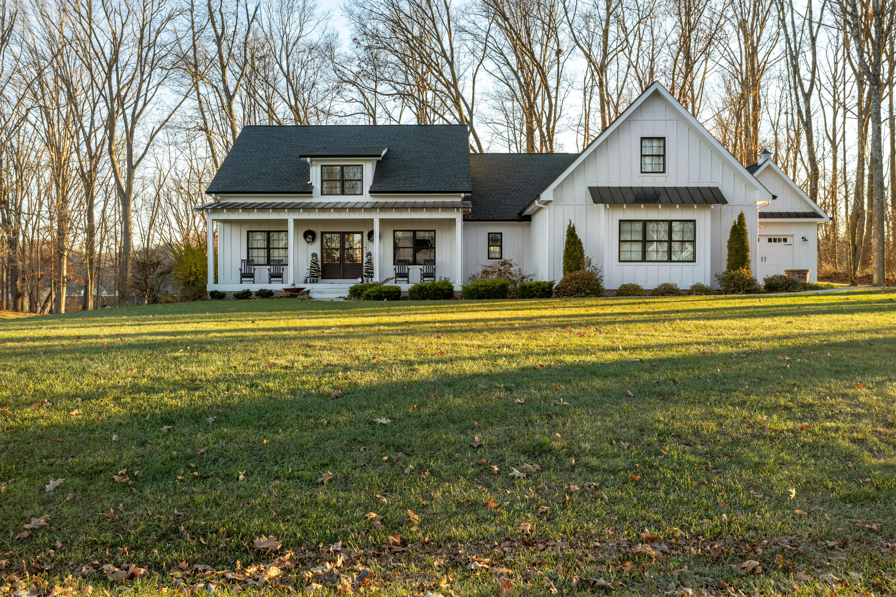 20190 Clifton Ridge Road Abingdon, VA 24211 - Photo 1 of 68 177A8009-HDR_1