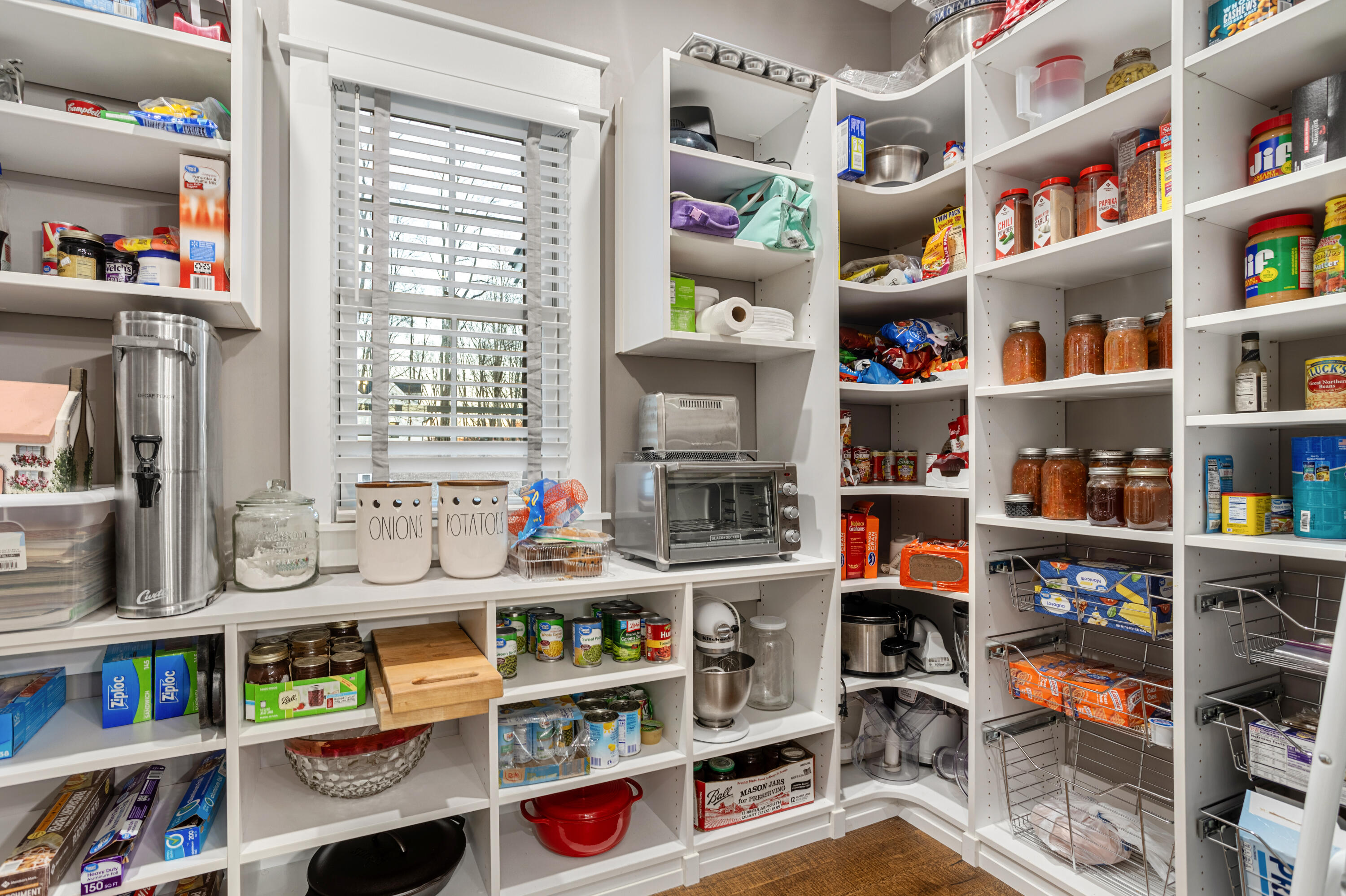 20190 Clifton Ridge Road Abingdon, VA 24211 - Photo 24 of 68 177A8229-HDR_1