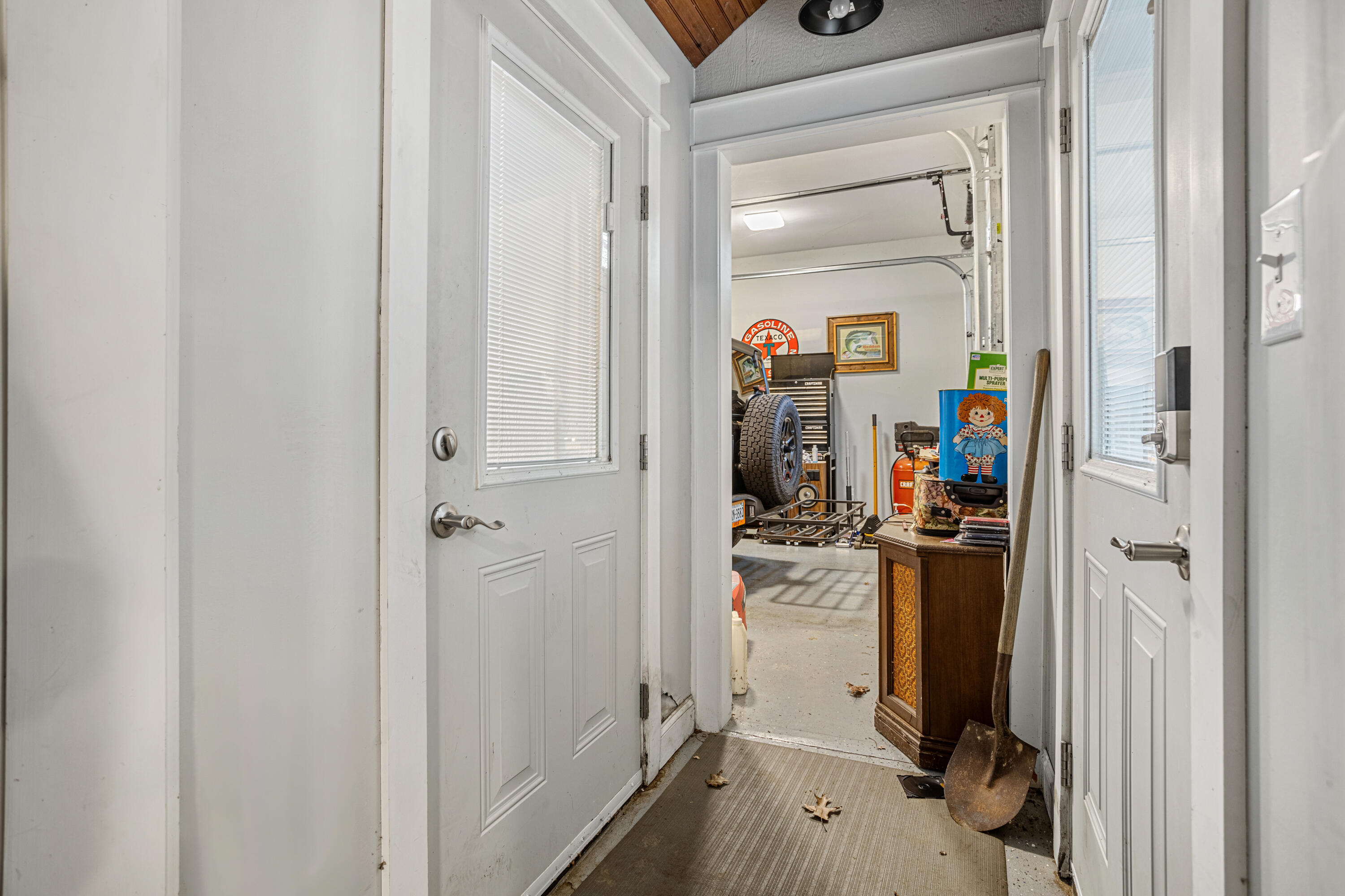 20190 Clifton Ridge Road Abingdon, VA 24211 - Photo 67 of 68 177A8209-HDR_1