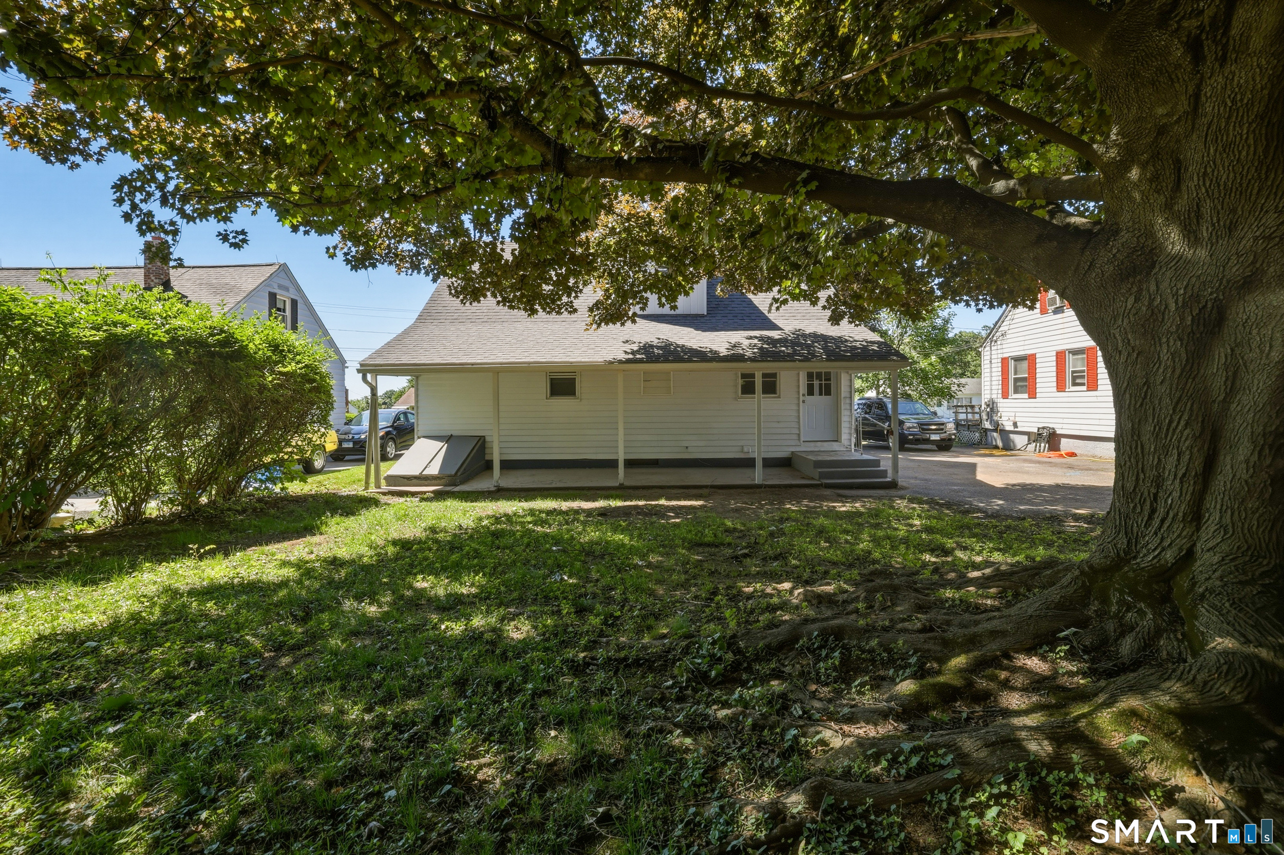 31 Alexander Road New Britain, CT 06053 - Photo 5 of 27