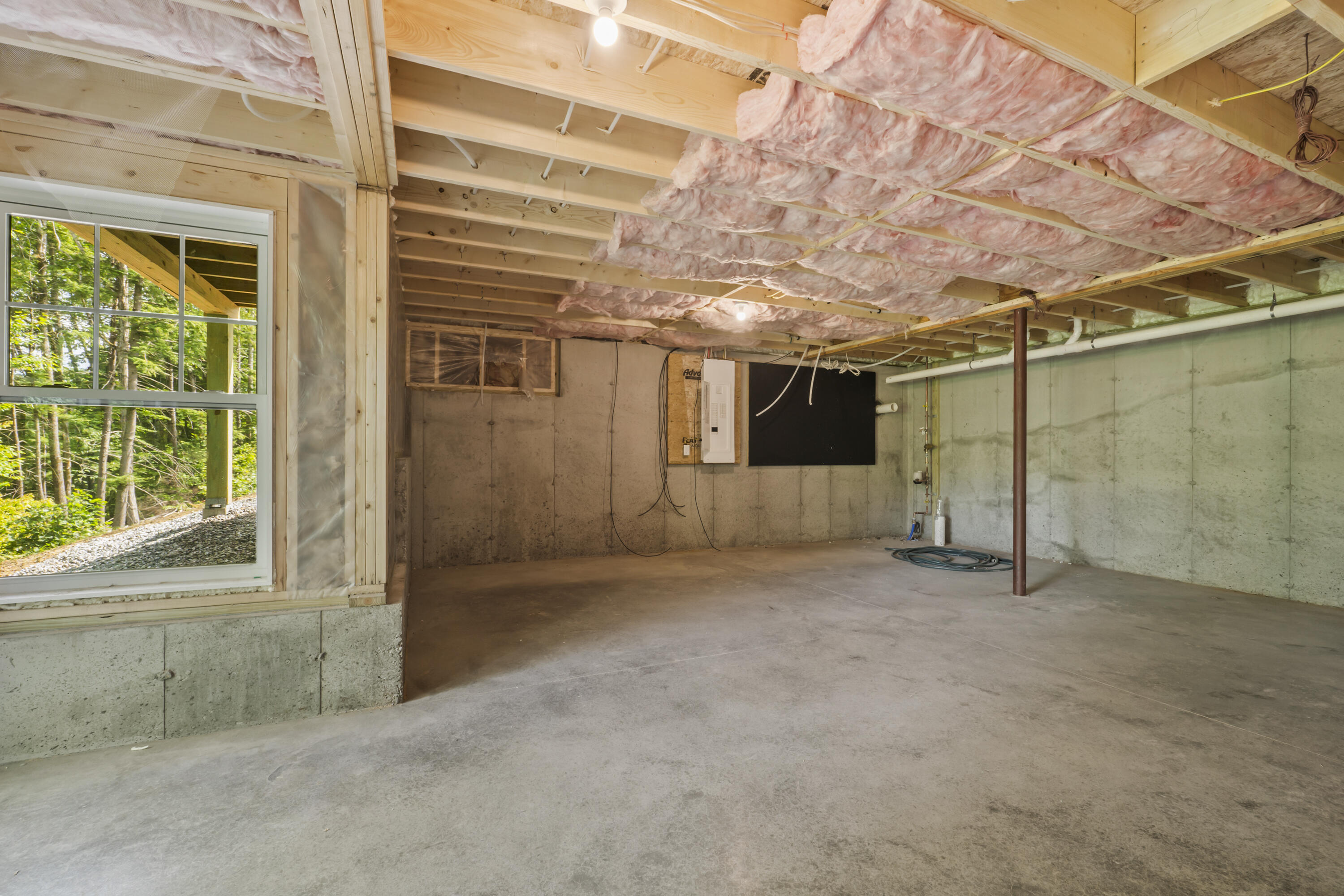 56 Woodbrey Lane Standish, ME 04084 - Photo 48 of 51 56 Woodbrey Ln_142 walk out basement 4