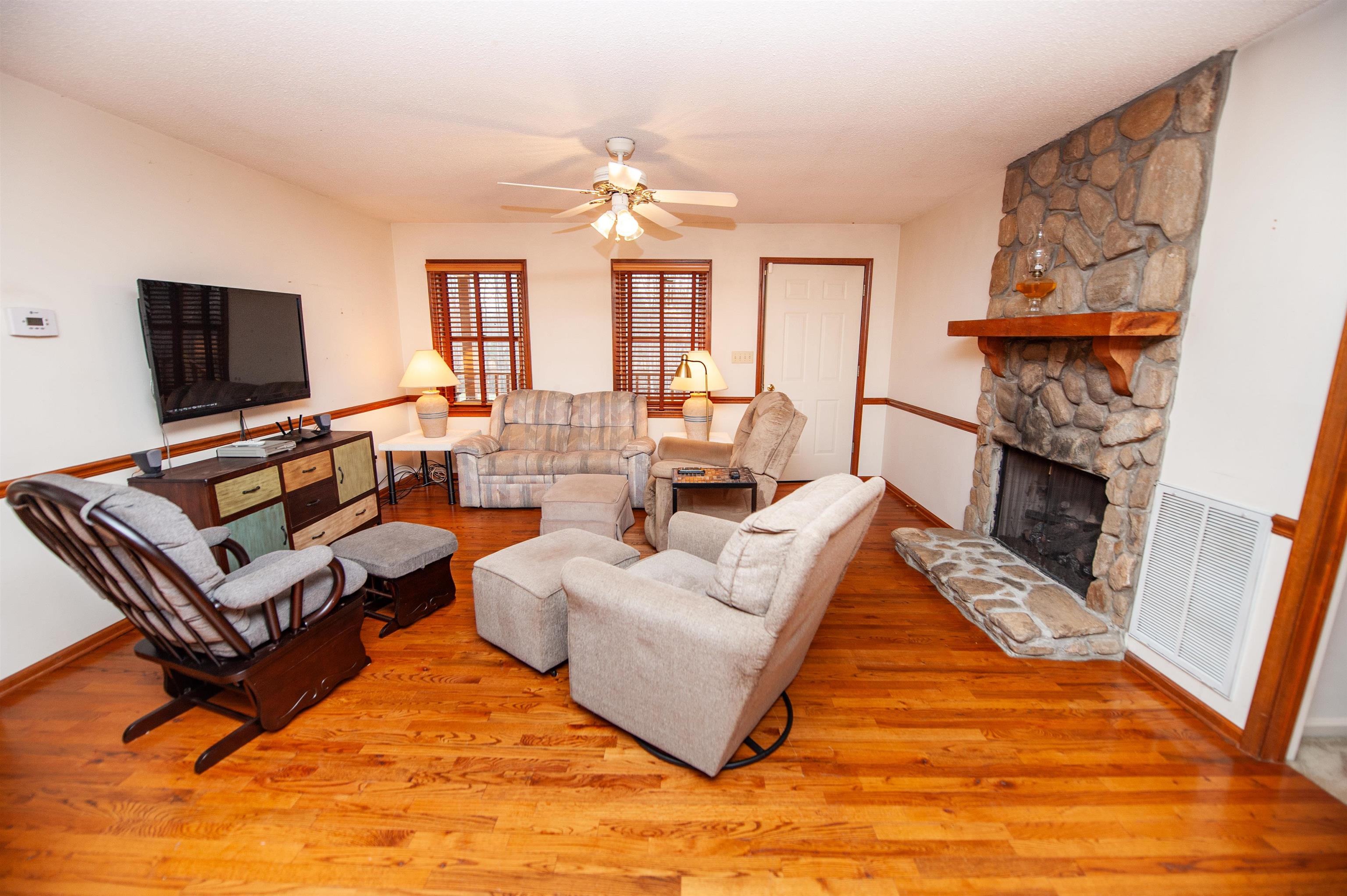 232 Water Mill Road Cowpens, SC 29330 - Photo 11 of 31