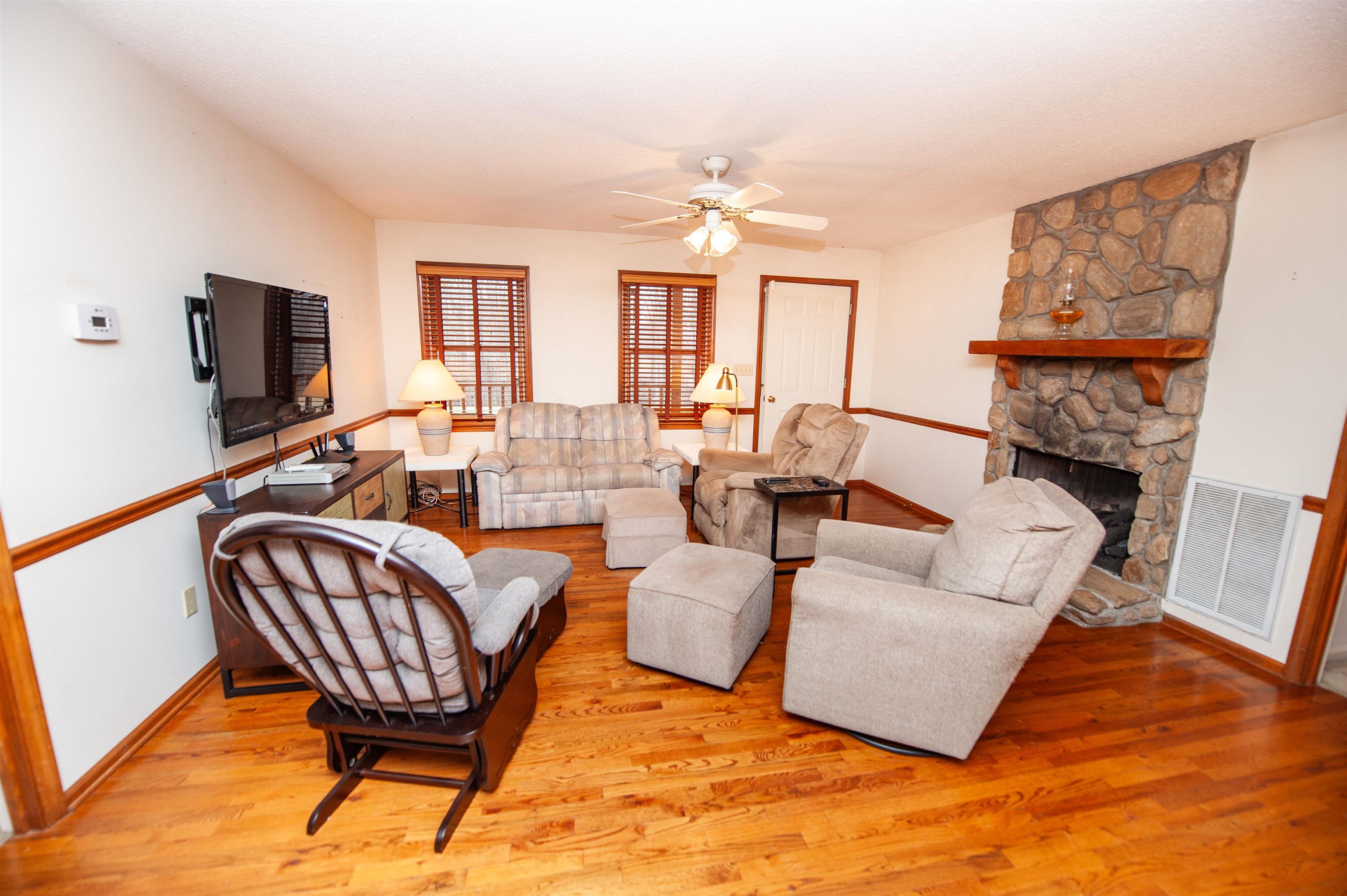 232 Water Mill Road Cowpens, SC 29330 - Photo 12 of 31
