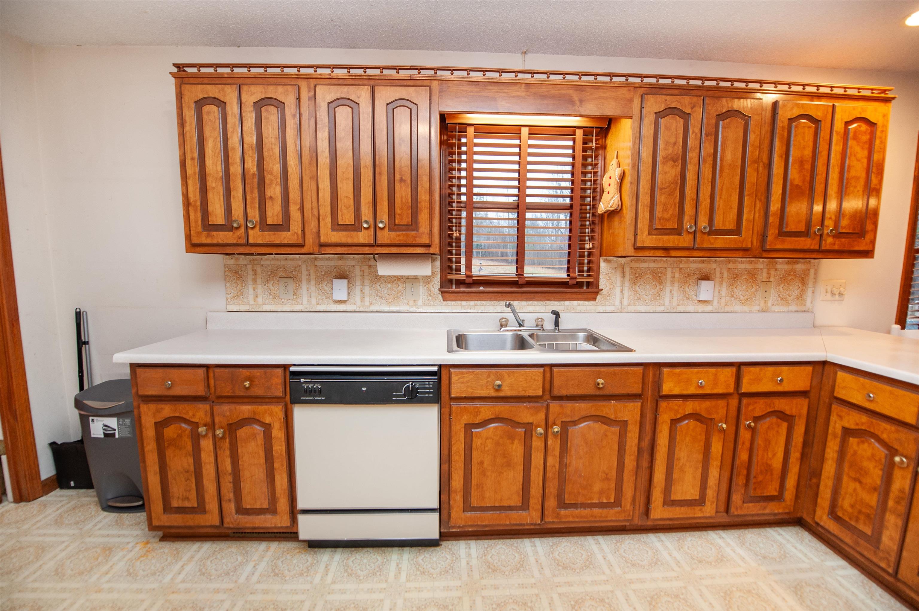 232 Water Mill Road Cowpens, SC 29330 - Photo 17 of 31
