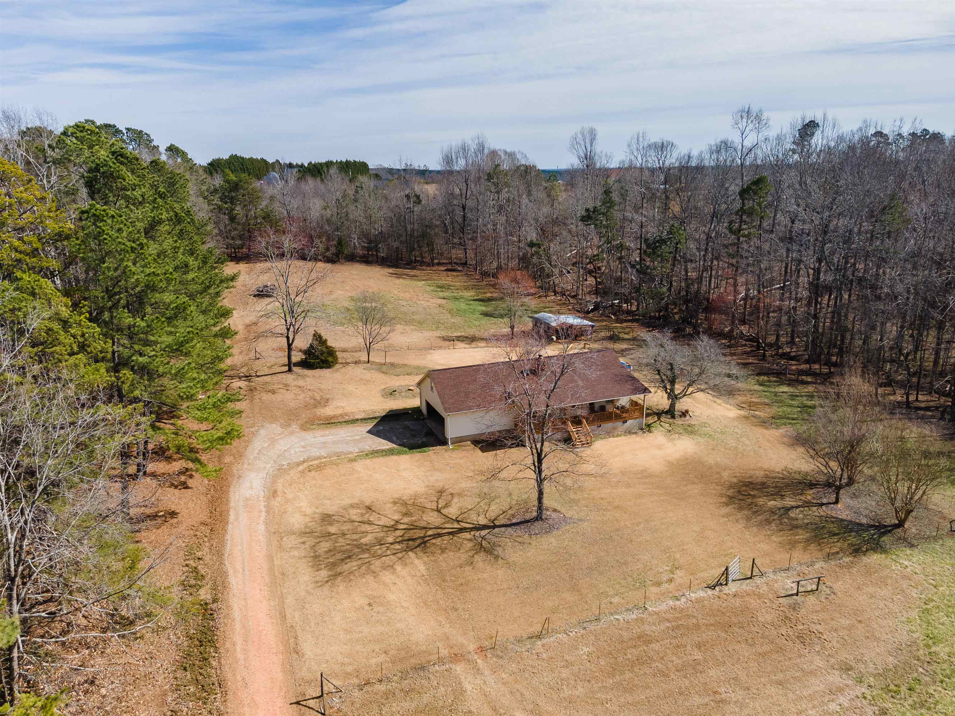 232 Water Mill Road Cowpens, SC 29330 - Photo 3 of 31