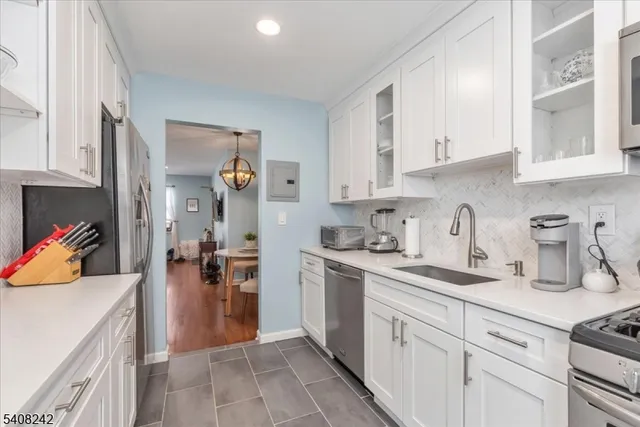 $280,000 | 37 Sandra Circle, Unit 3, Westfield, NJ 07090