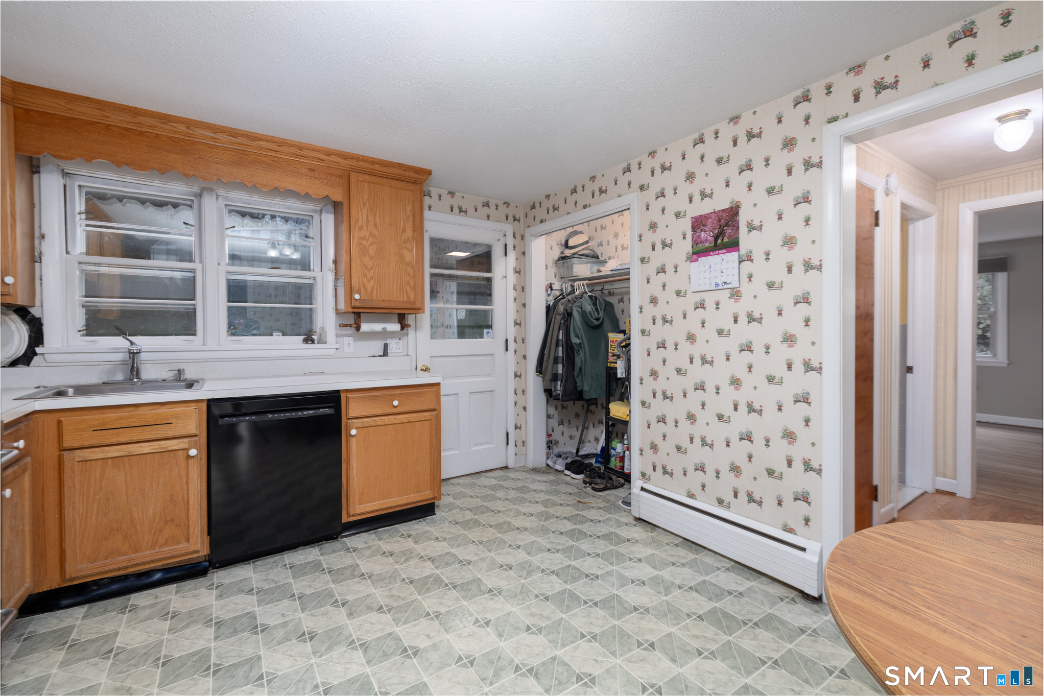 71 Webster Street Farmington, CT 06085 - Photo 4 of 27