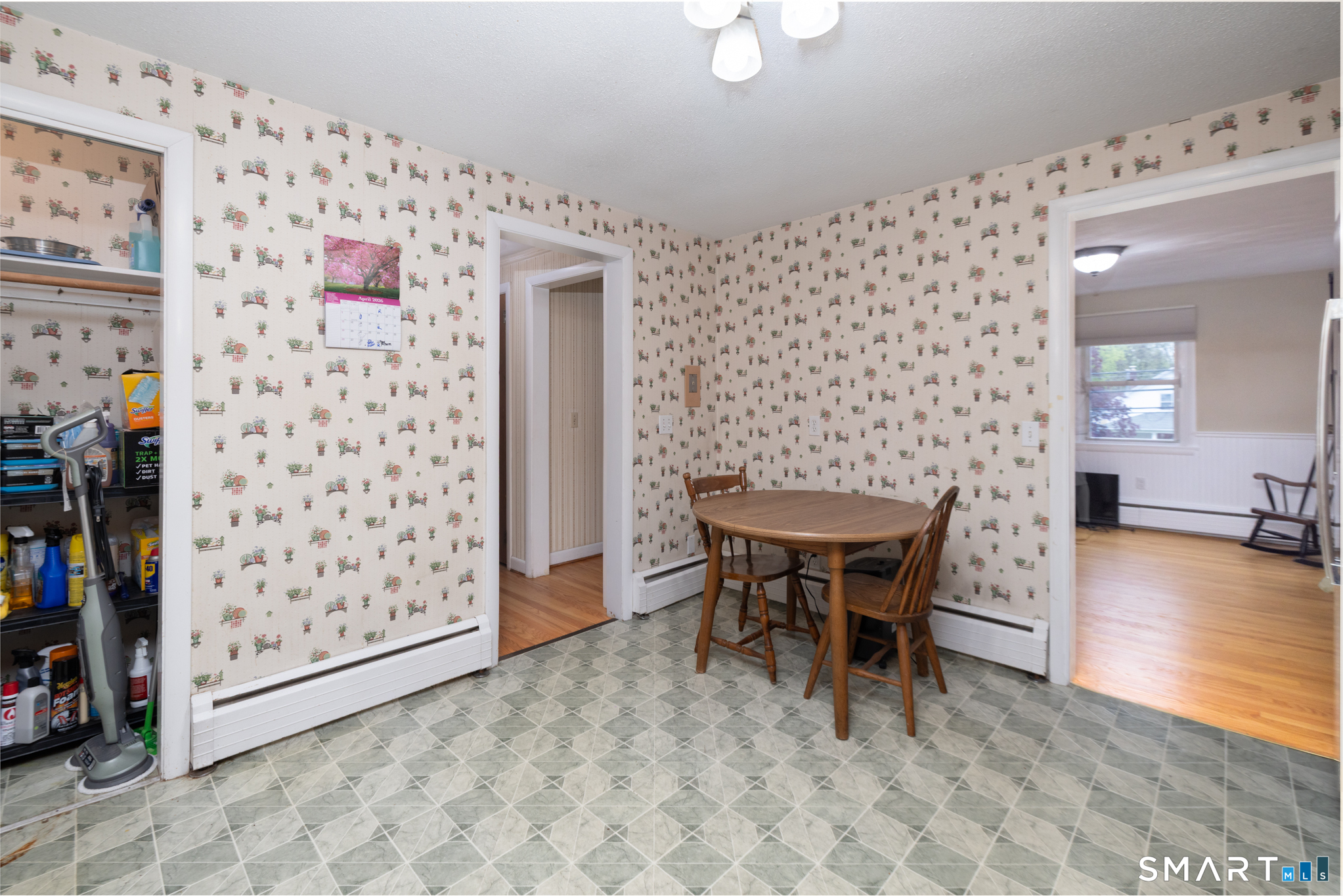 71 Webster Street Farmington, CT 06085 - Photo 5 of 27