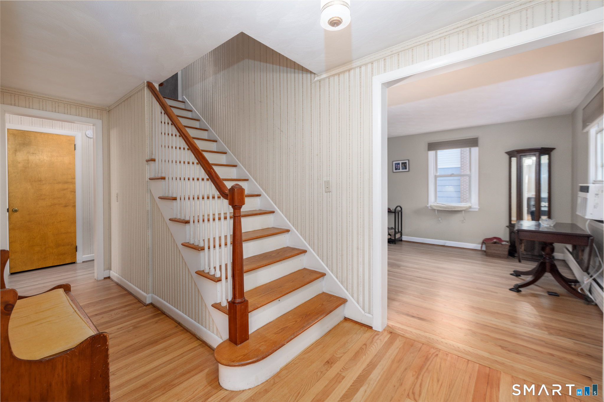 71 Webster Street Farmington, CT 06085 - Photo 6 of 27