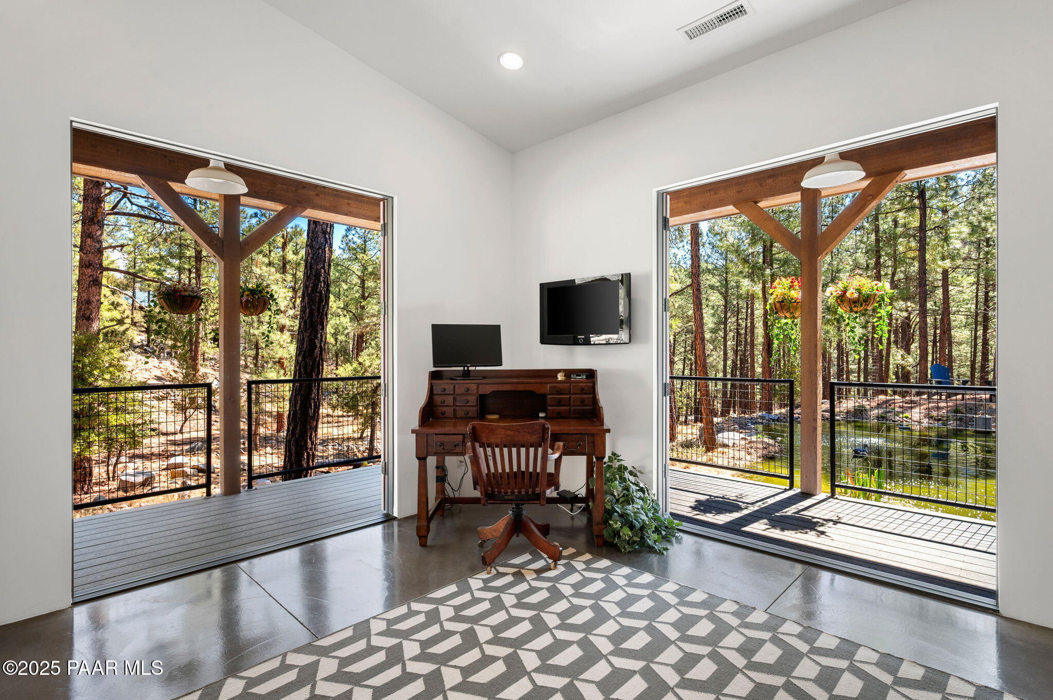 5201 East Yellow Dog Road Prescott, AZ 86303 - Photo 92 of 132 72-Office (2)