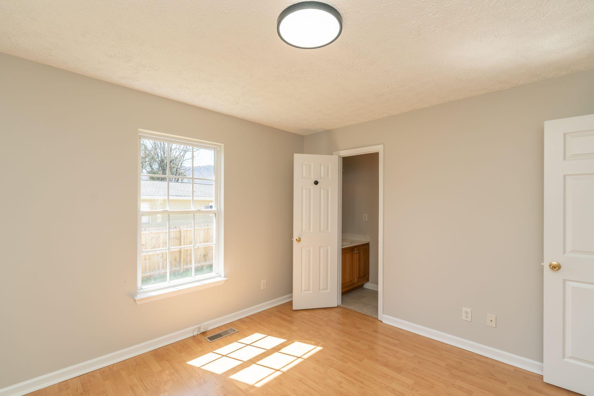 121 West 26th Street Chattanooga, TN 37408 - Photo 18 of 57 121 46