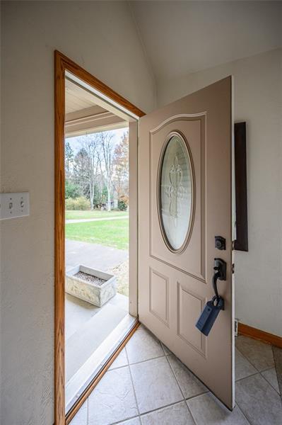 495 Beaver Run Road Apollo, PA 15613 - Photo 3 of 25 Gallery Image 3