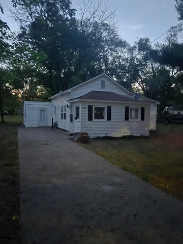 $1,100 | 3229 7th Street, Muskegon, MI 49444
