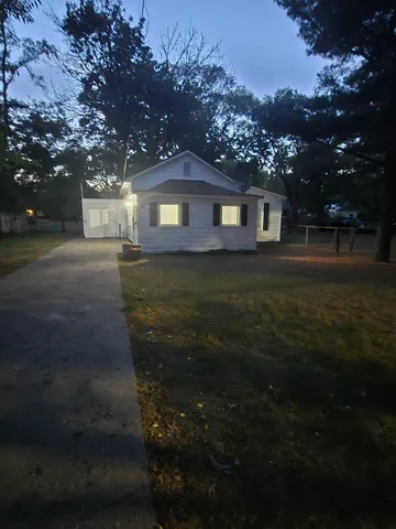 $1,100 | 3229 7th Street, Muskegon, MI 49444