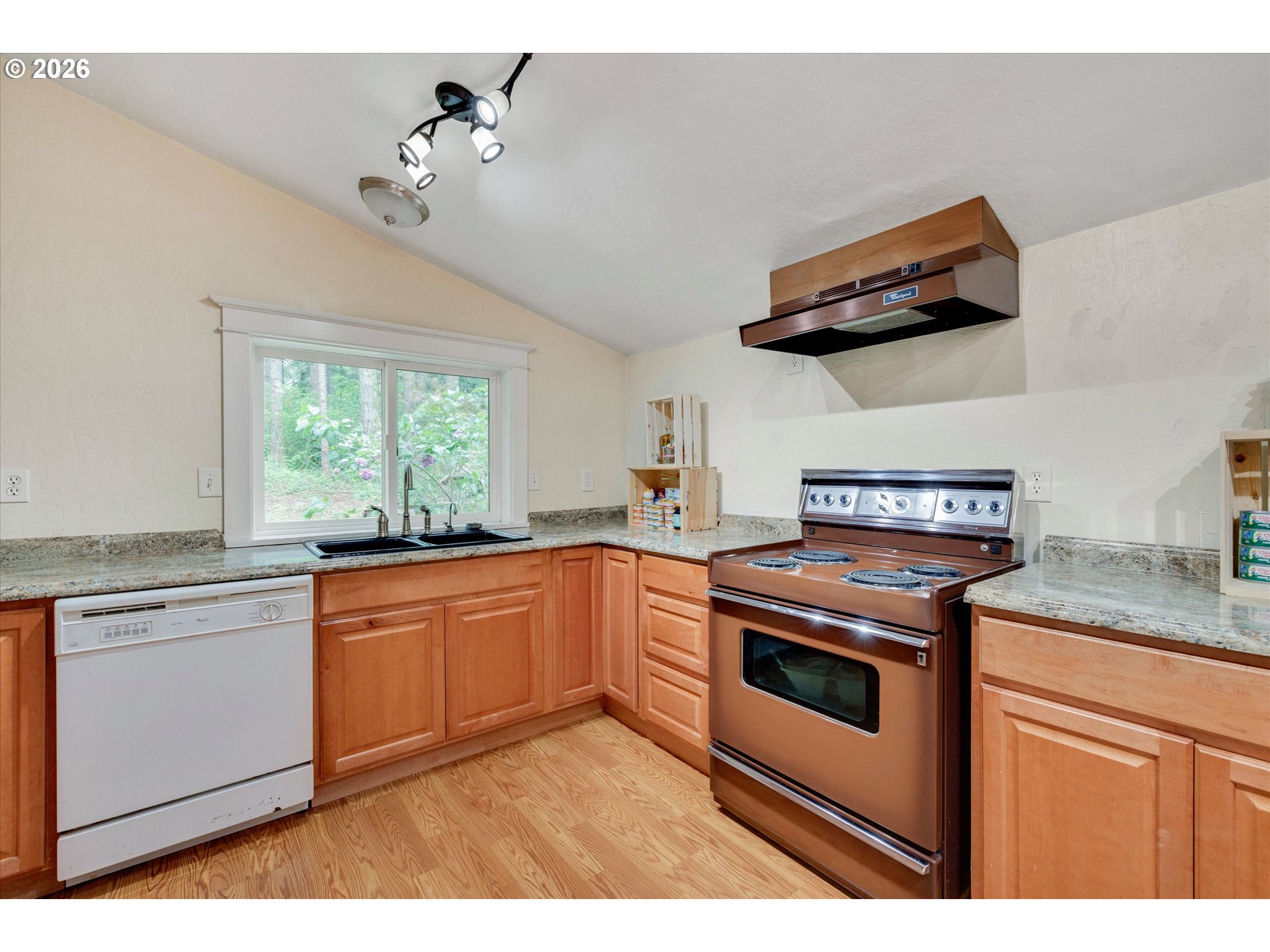 27360 South Kinzy Road Estacada, OR 97023 - Photo 20 of 46