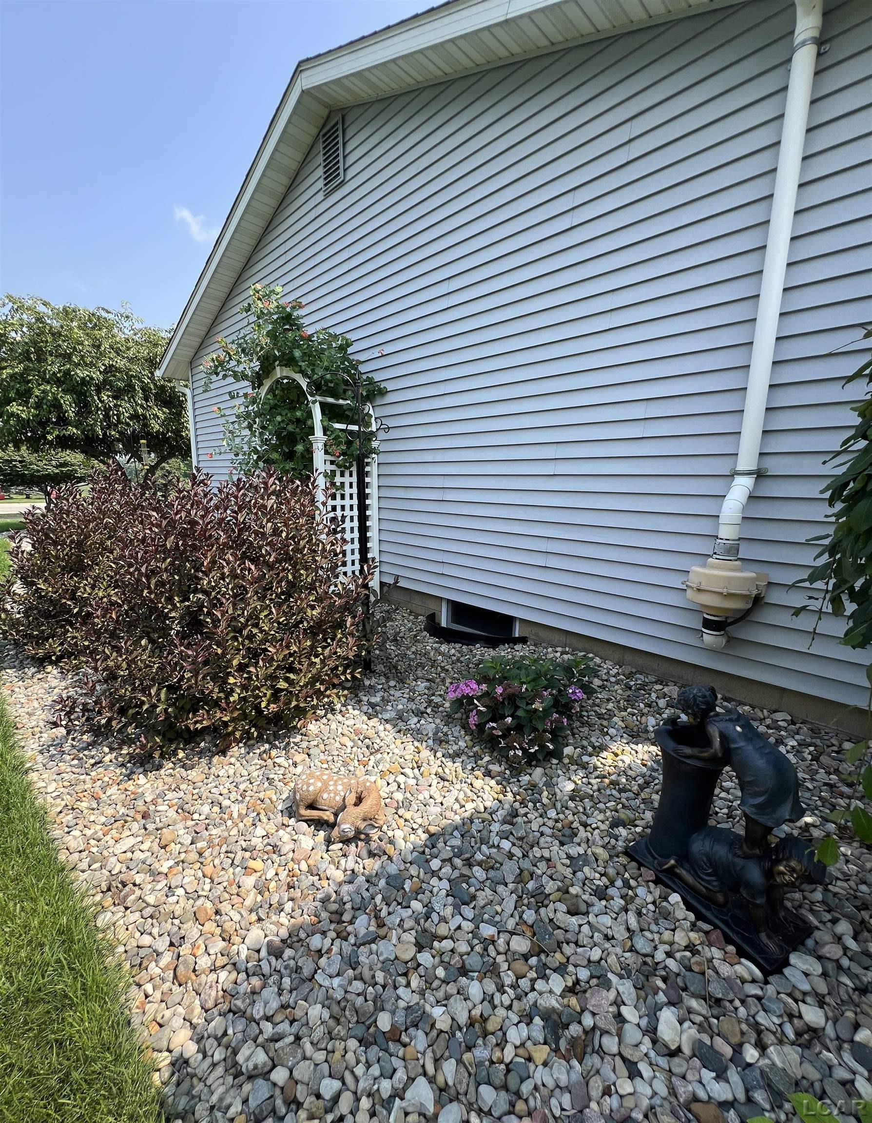 919 North Occidental Road Tecumseh, MI 49286 - Photo 53 of 57 50183606-5d5fe85d-c2b7-4551-9adc-9102277b9334.JPG