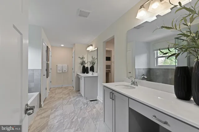 $774,880 | 8 Timberidge Drive, Fredericksburg, VA 22406