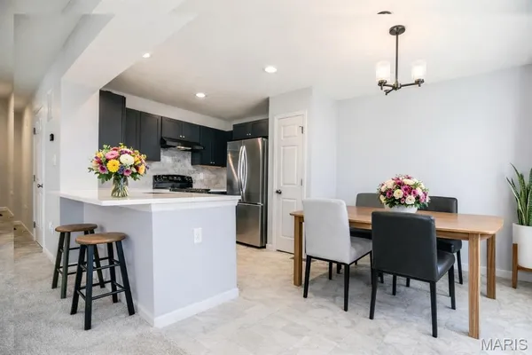 $269,900 | 1056 Vardon Mdws Drive, Union, MO 63084