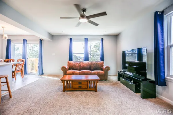 $269,900 | 1056 Vardon Mdws Drive, Union, MO 63084